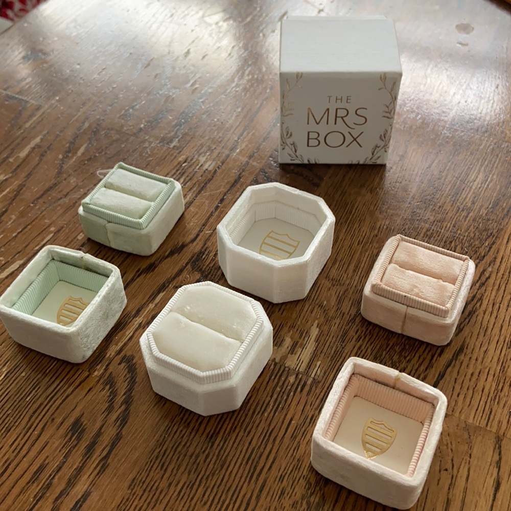 The Mrs Box bundle! Pink, white, sage.